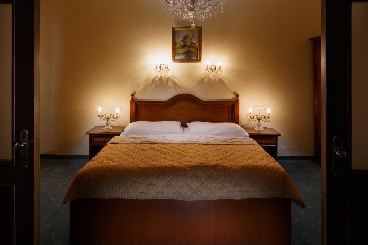 Lazensky Hotel Moskevsky Dvur Karlovy Vary Dış mekan fotoğraf