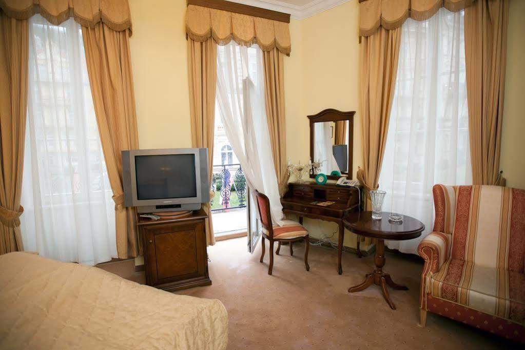 Lazensky Hotel Moskevsky Dvur Karlovy Vary Dış mekan fotoğraf