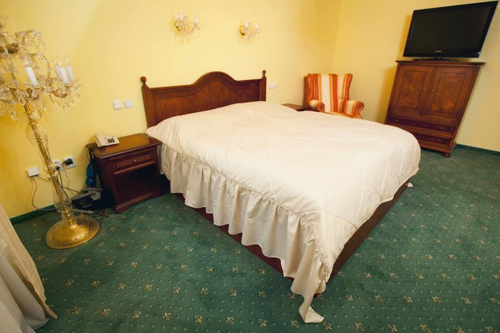Lazensky Hotel Moskevsky Dvur Karlovy Vary Dış mekan fotoğraf